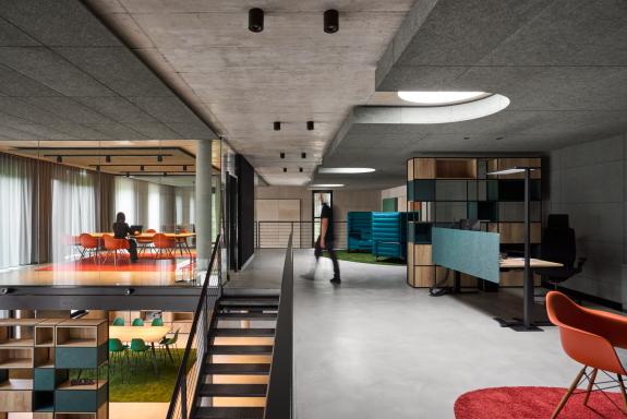 Büro Gesamtansicht